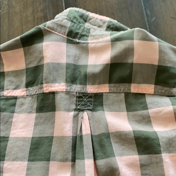Checkerboard Button down shirt - Picture 3 of 6